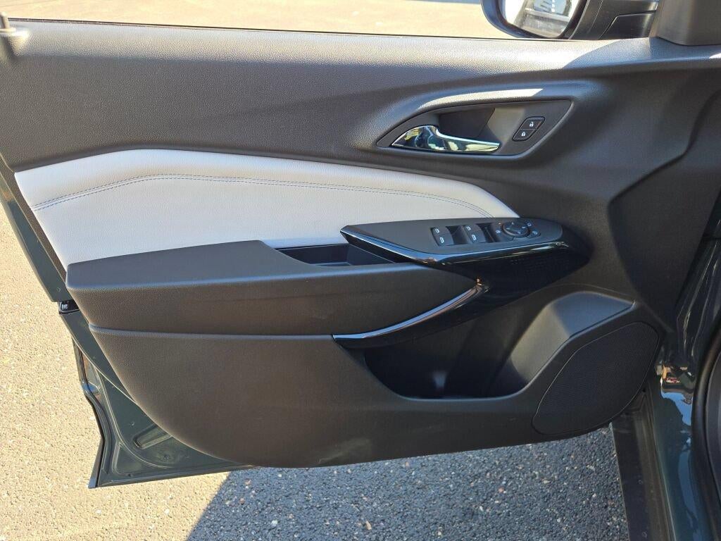 2026 Chevrolet Trax FWD 4dr LT
