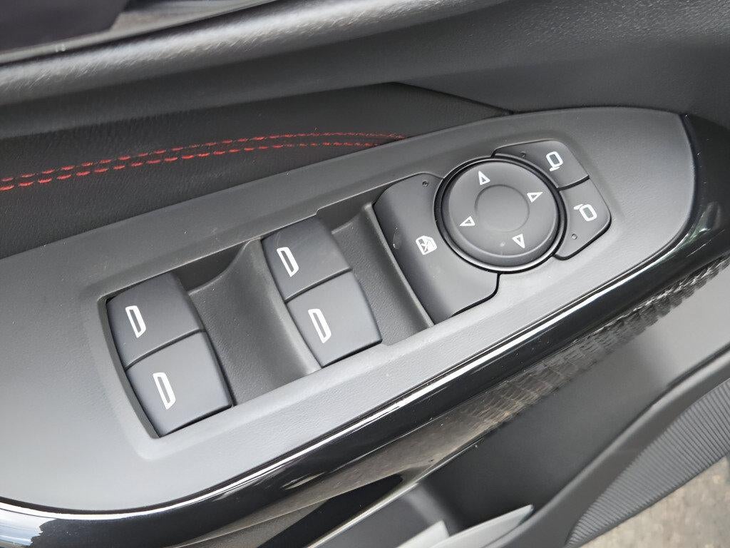 2026 Chevrolet Trax FWD 4dr 2RS