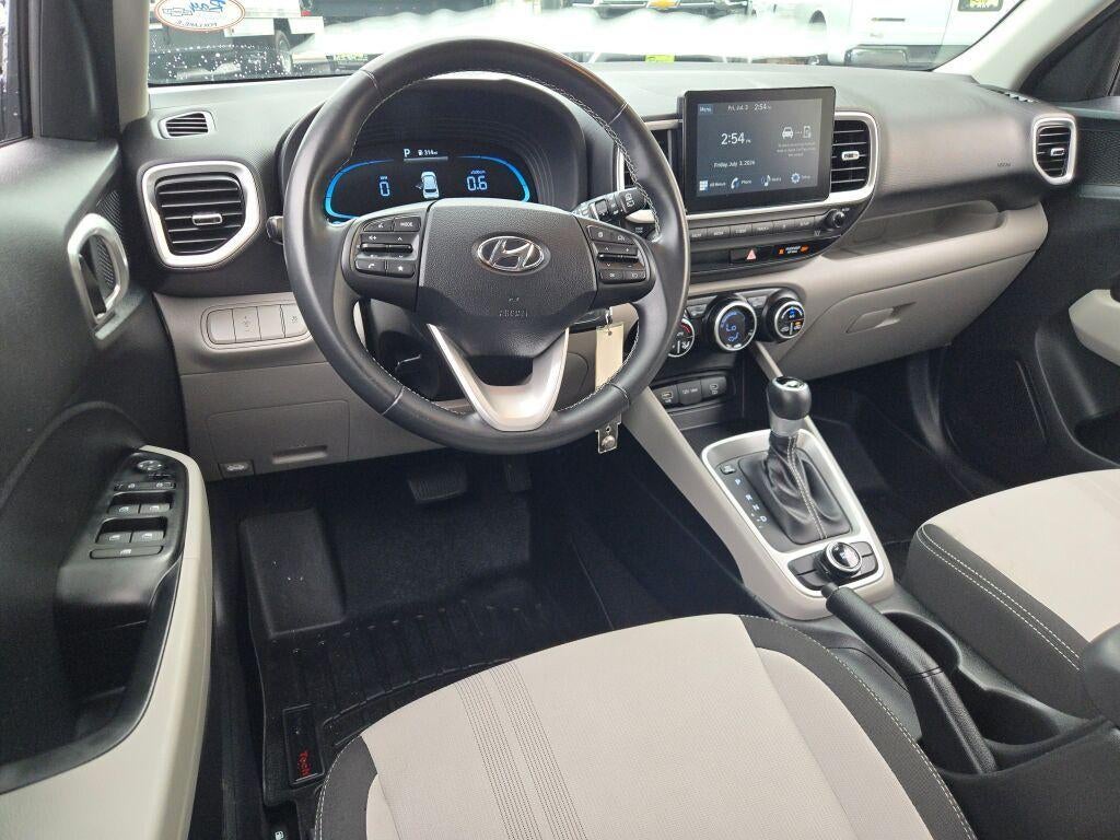 2023 Hyundai Venue SEL