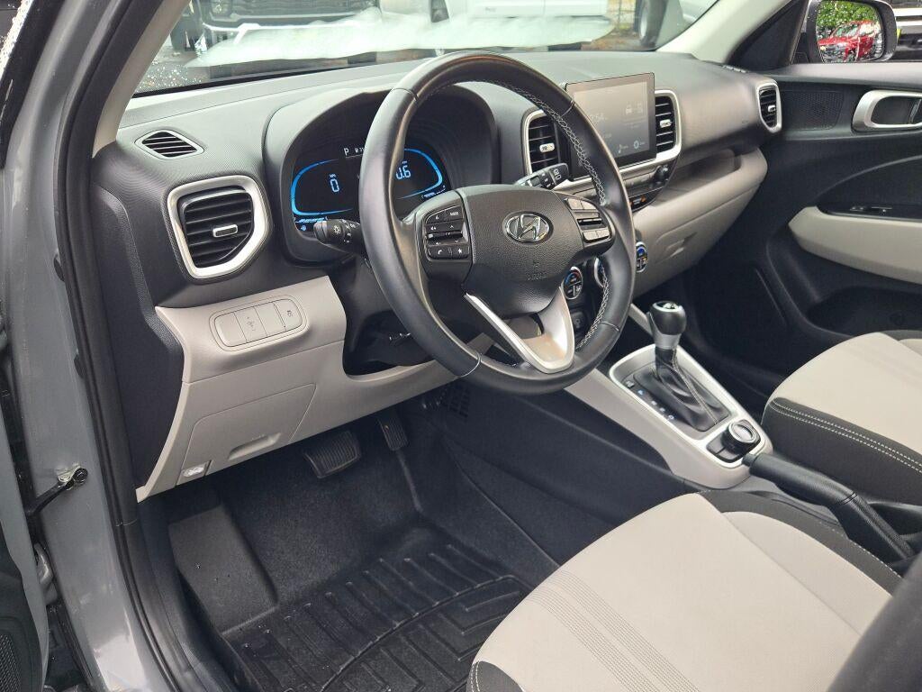 2023 Hyundai Venue SEL