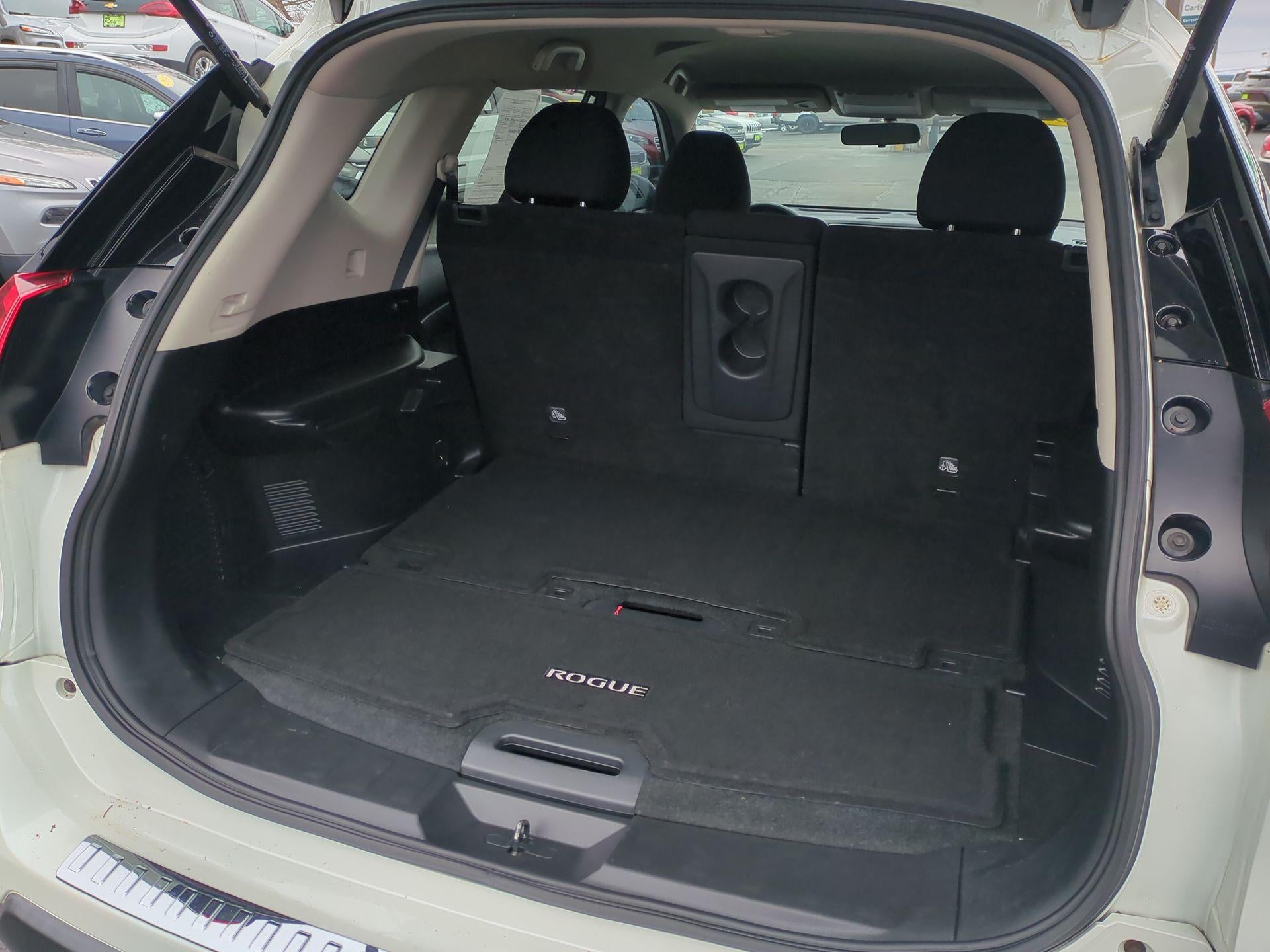 2017 Nissan Rogue SV