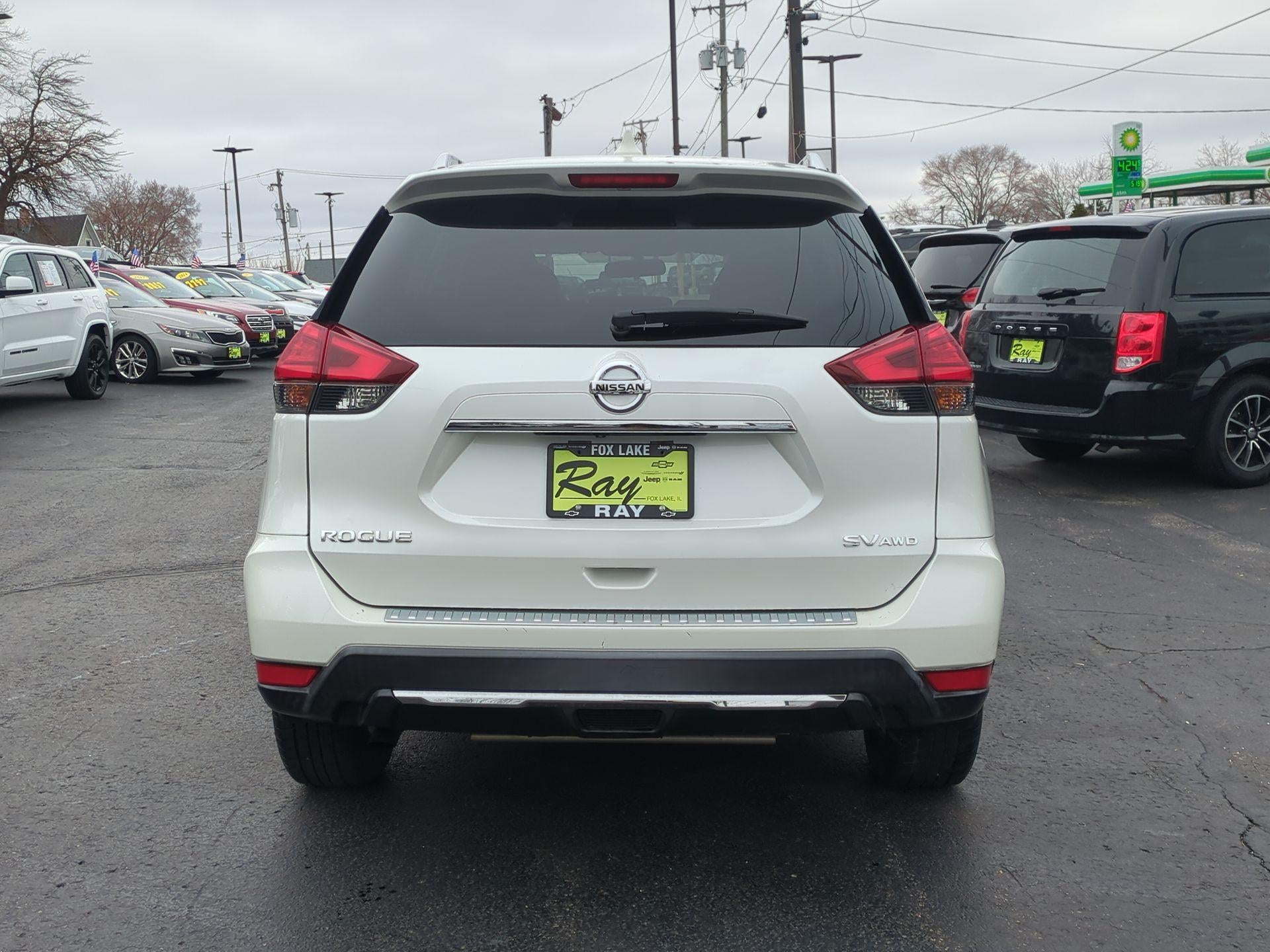 2017 Nissan Rogue SV