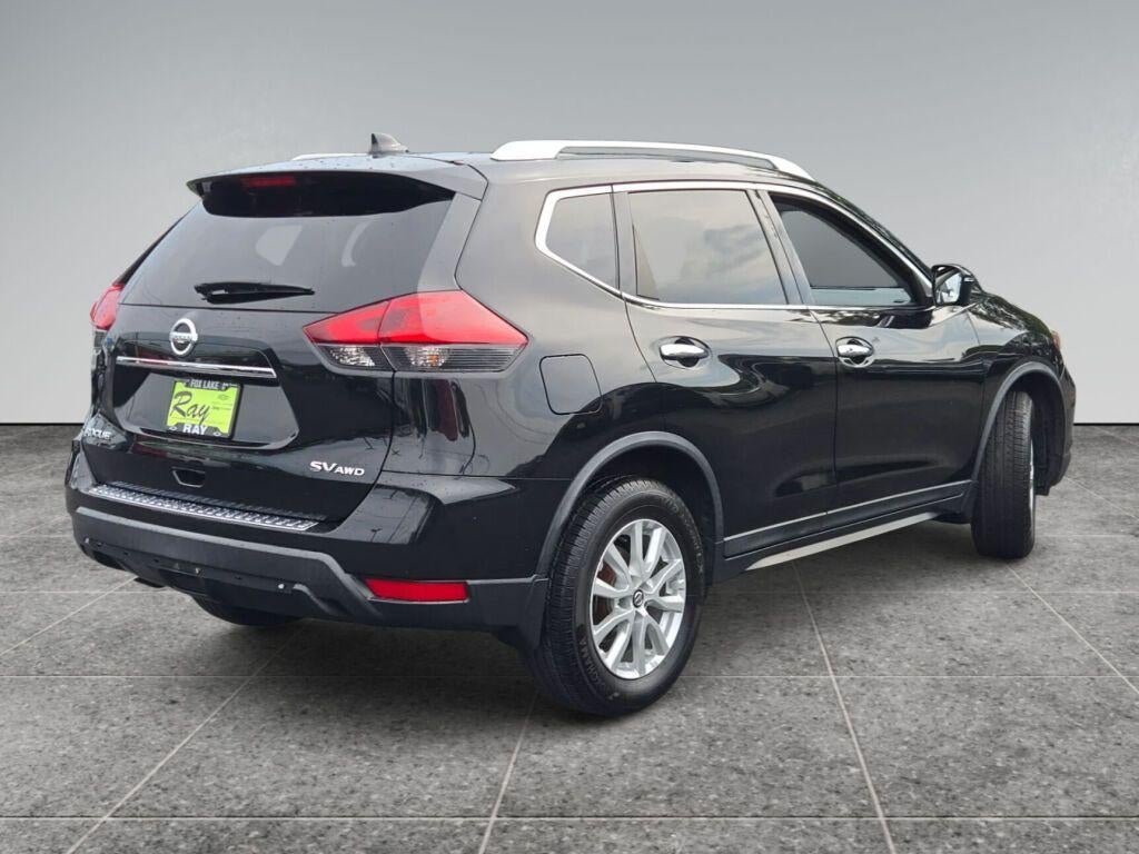 2018 Nissan Rogue SV