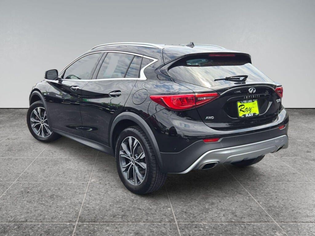 2018 INFINITI QX30 Premium