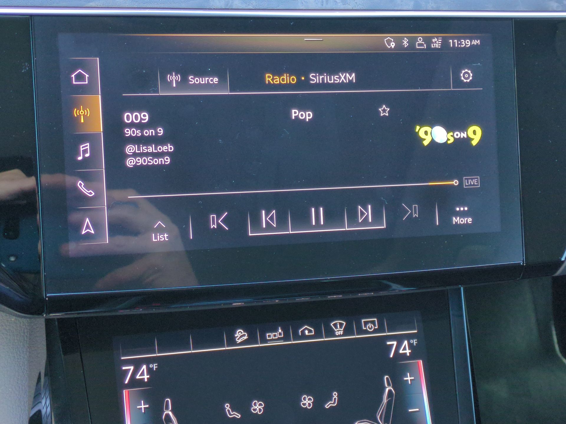 2019 Audi e-tron Premium Plus