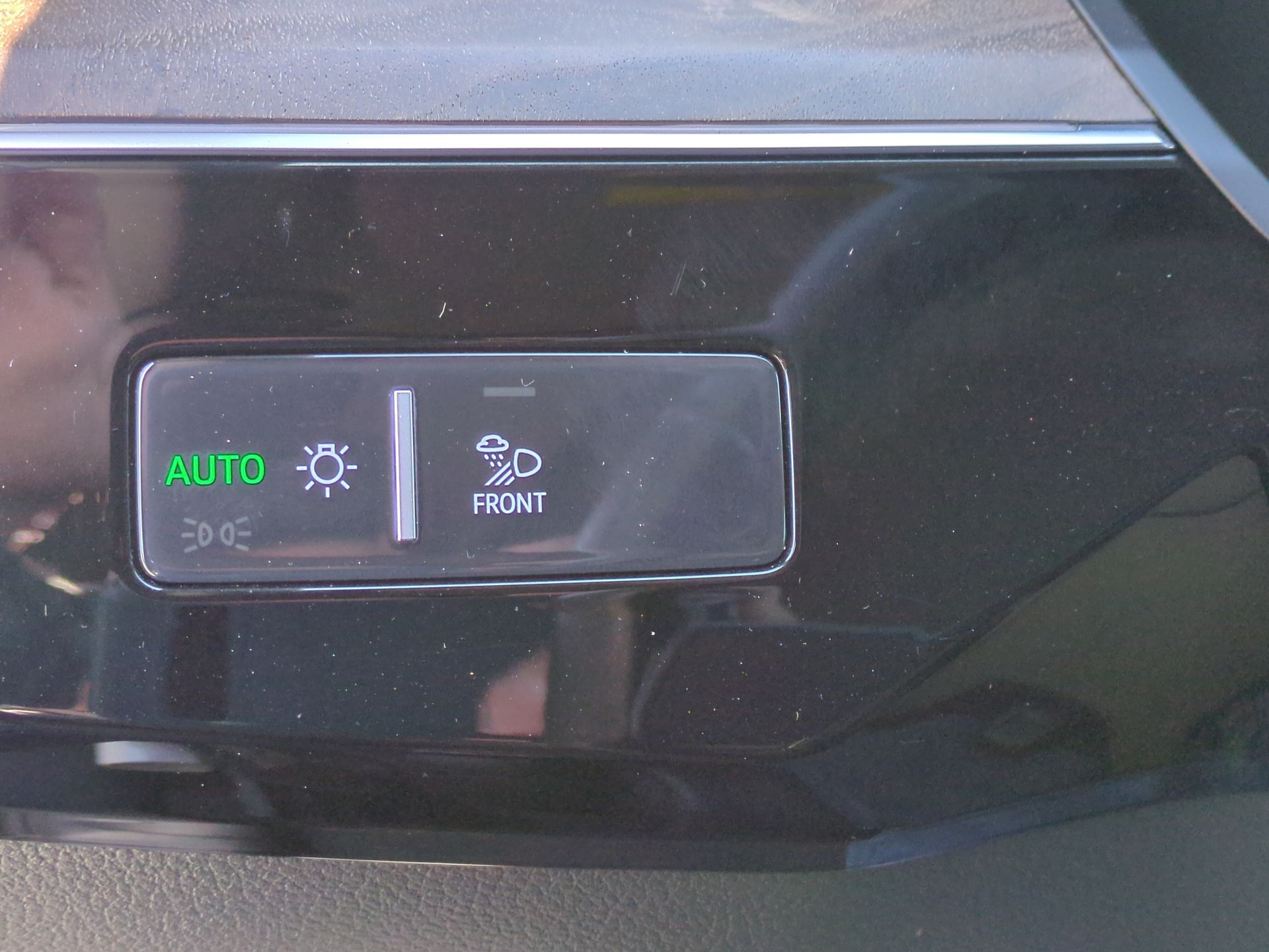 2019 Audi e-tron Premium Plus