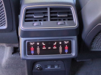 2019 Audi e-tron Premium Plus