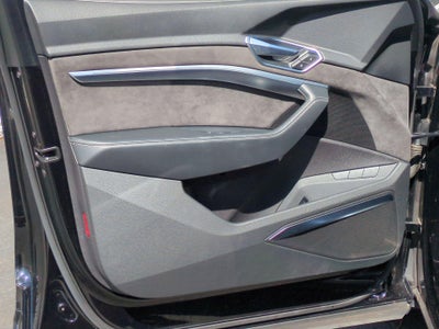 2019 Audi e-tron Premium Plus