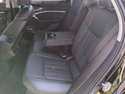 2019 Audi e-tron Premium Plus