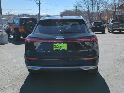 2019 Audi e-tron Premium Plus