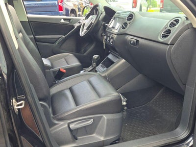 2012 Volkswagen Tiguan SE