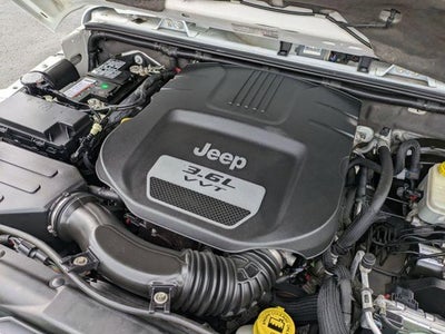 2013 Jeep Wrangler Unlimited 4WD 4dr Moab *Ltd Avail*