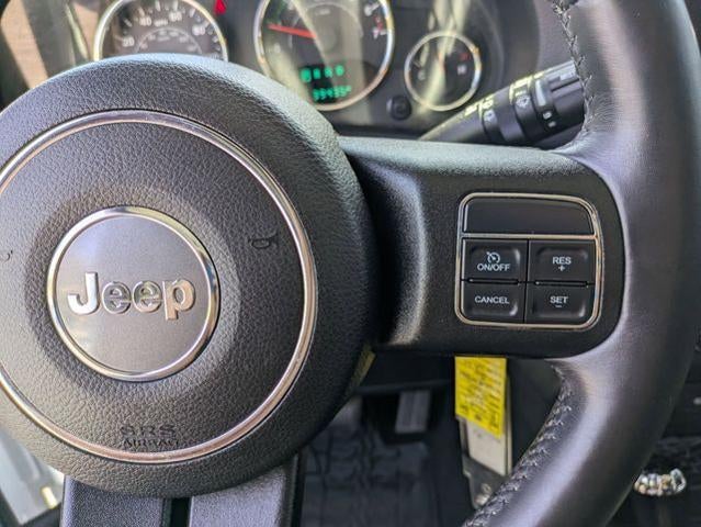 2015 Jeep Wrangler Unlimited 4WD 4dr Sahara