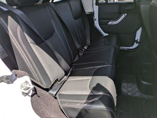 2015 Jeep Wrangler Unlimited 4WD 4dr Sahara
