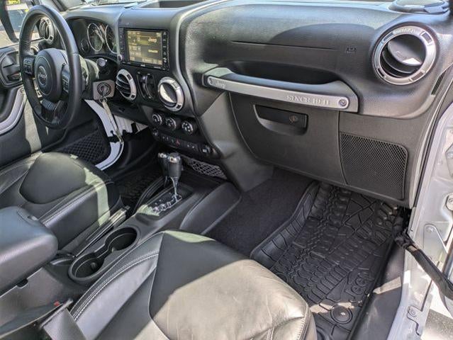 2015 Jeep Wrangler Unlimited 4WD 4dr Sahara