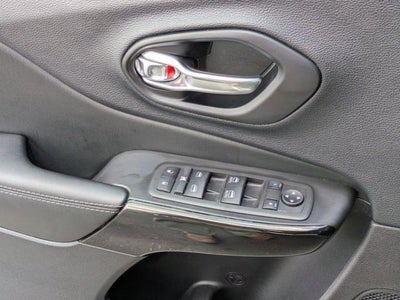 2023 Jeep Cherokee Altitude Lux 4x4