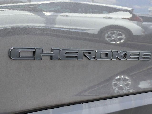 2023 Jeep Cherokee Altitude Lux 4x4