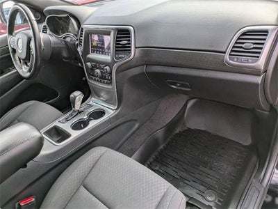 2018 Jeep Grand Cherokee Laredo 4x4 *Ltd Avail*