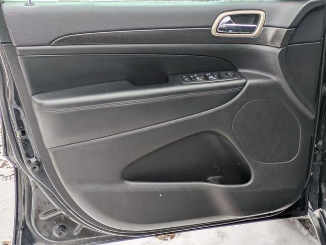 2017 Jeep Grand Cherokee Laredo 4x4