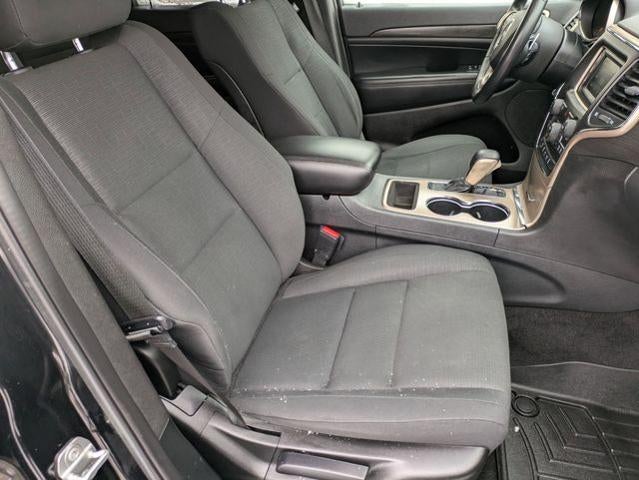 2017 Jeep Grand Cherokee Laredo 4x4