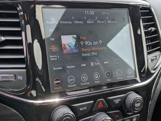 2021 Jeep Grand Cherokee Laredo X 4x4