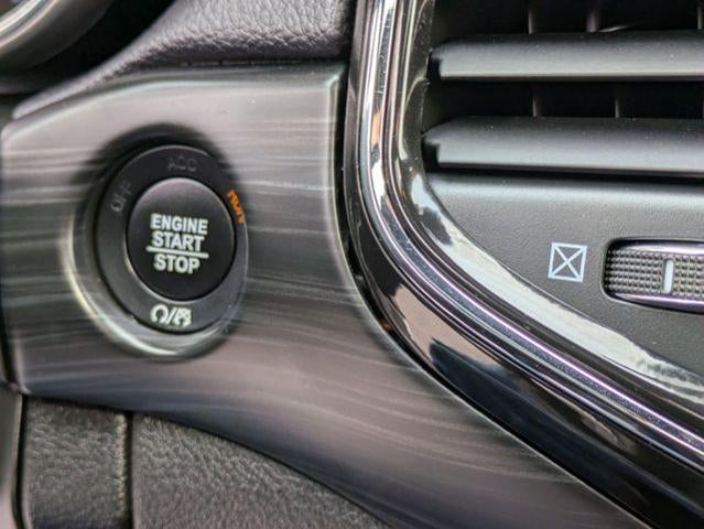 2021 Jeep Grand Cherokee Laredo X 4x4