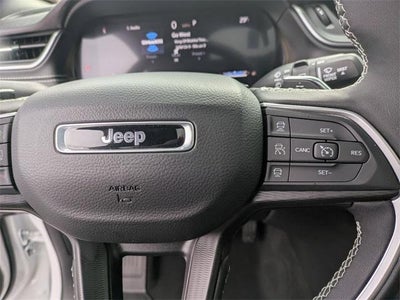 2025 Jeep Grand Cherokee Laredo X 4x4