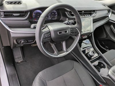 2024 Jeep Grand Cherokee Laredo 4x4