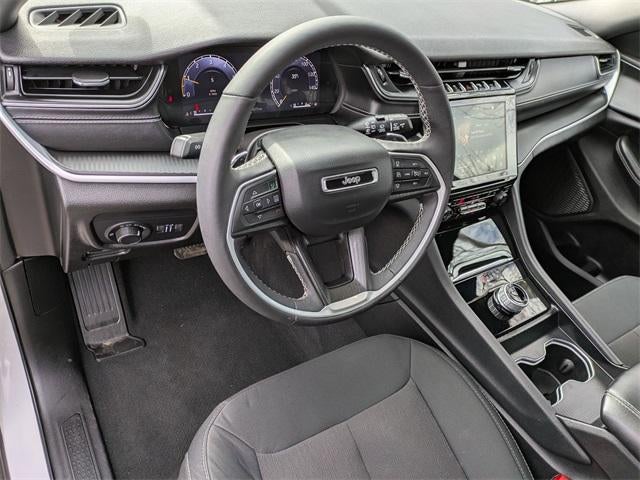 2024 Jeep Grand Cherokee Laredo 4x4