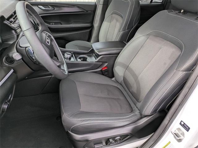 2024 Jeep Grand Cherokee Laredo 4x4