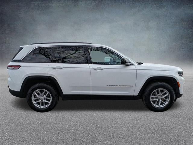 2024 Jeep Grand Cherokee Laredo 4x4