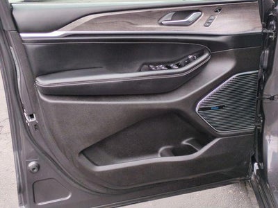 2022 Jeep Grand Cherokee Overland 4x4