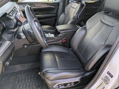 2023 Jeep Grand Cherokee Overland 4x4