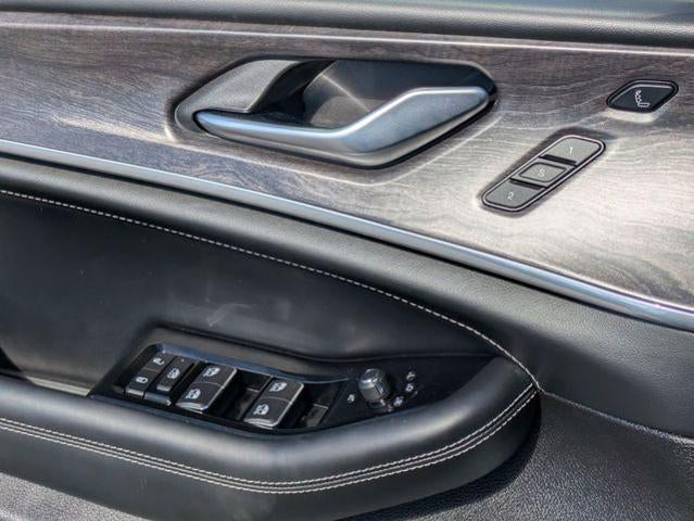 2023 Jeep Grand Cherokee Overland 4x4