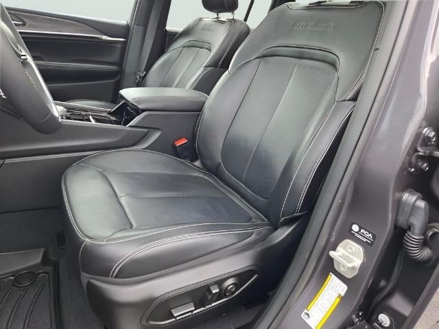 2023 Jeep Grand Cherokee Overland 4x4