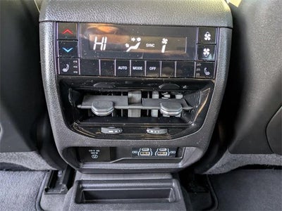 2023 Jeep Grand Cherokee L Limited 4x4