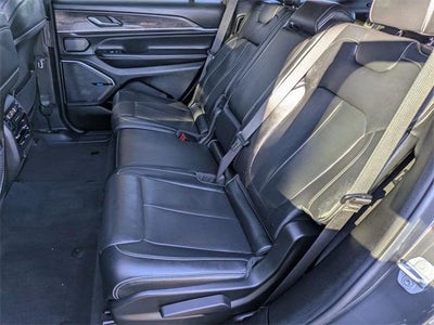 2022 Jeep Grand Cherokee L Overland 4x4