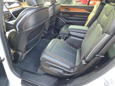 2023 Jeep Grand Cherokee L Summit 4x4