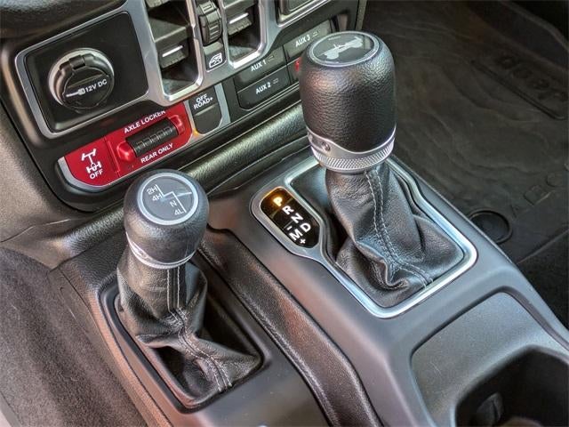 2025 Jeep Wrangler Willys 4 Door 4x4