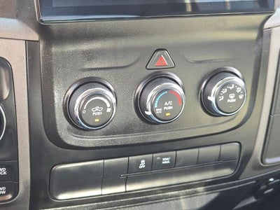 2018 RAM 1500 Express 4x4 Quad Cab 6'4" Box