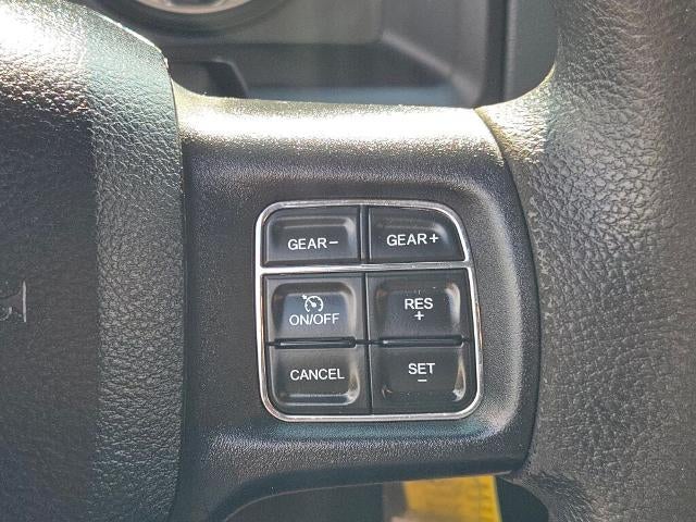 2018 RAM 1500 Express 4x4 Quad Cab 6'4" Box