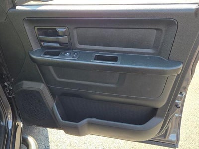 2018 RAM 1500 Express 4x4 Quad Cab 6'4" Box