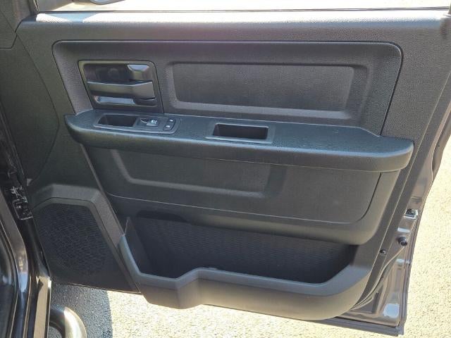 2018 RAM 1500 Express 4x4 Quad Cab 6'4" Box
