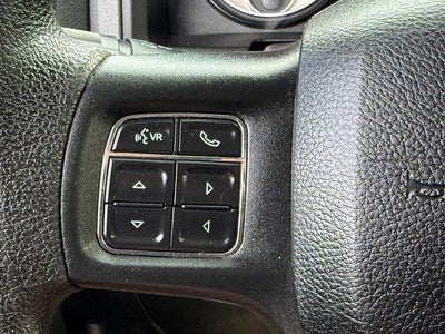 2017 RAM 1500 Express 4x4 Quad Cab 6'4" Box