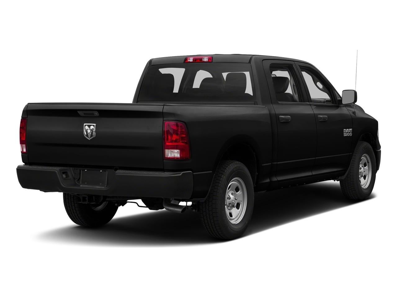 2017 RAM 1500 Express 4x4 Crew Cab 5'7" Box