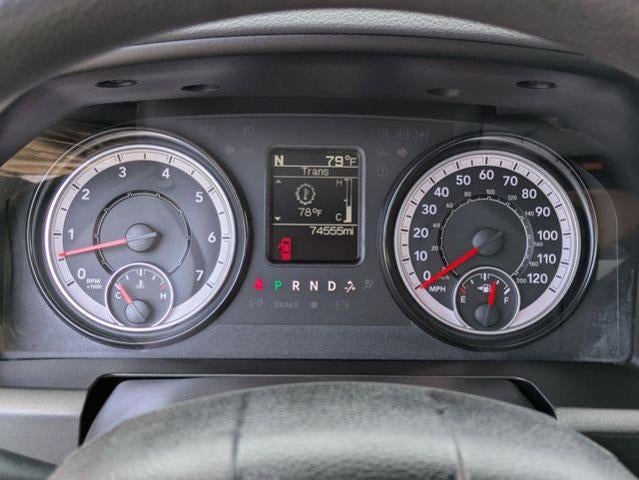 2019 RAM 1500 Classic Express 4x4 Crew Cab 5'7" Box