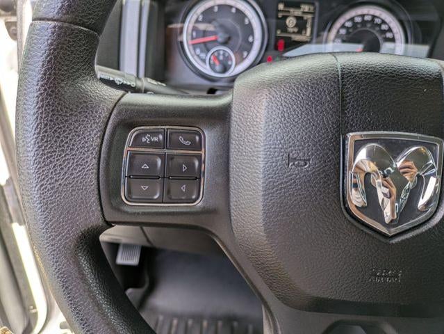 2019 RAM 1500 Classic Express 4x4 Crew Cab 5'7" Box