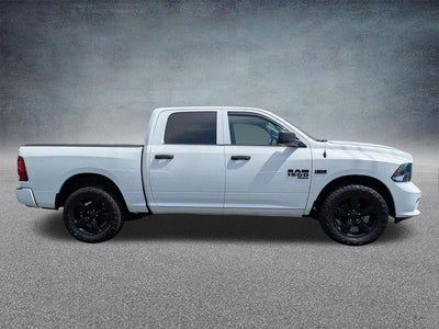 2019 RAM 1500 Classic Express 4x4 Crew Cab 5'7" Box