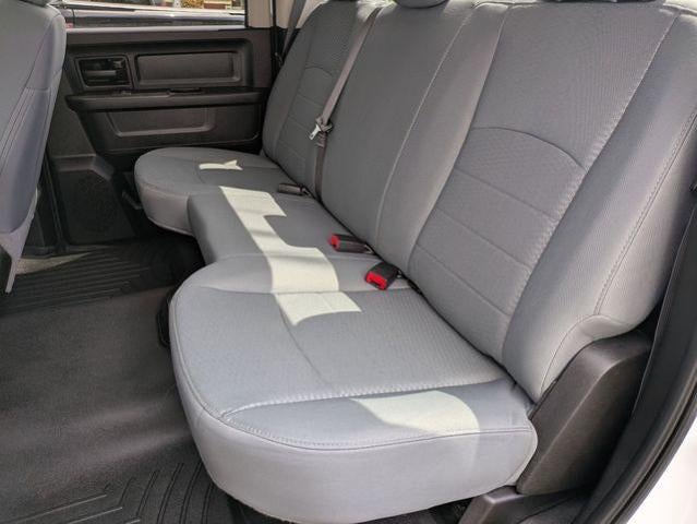 2019 RAM 1500 Classic Express 4x4 Crew Cab 5'7" Box