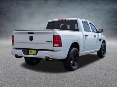 2019 RAM 1500 Classic Express 4x4 Crew Cab 5'7" Box